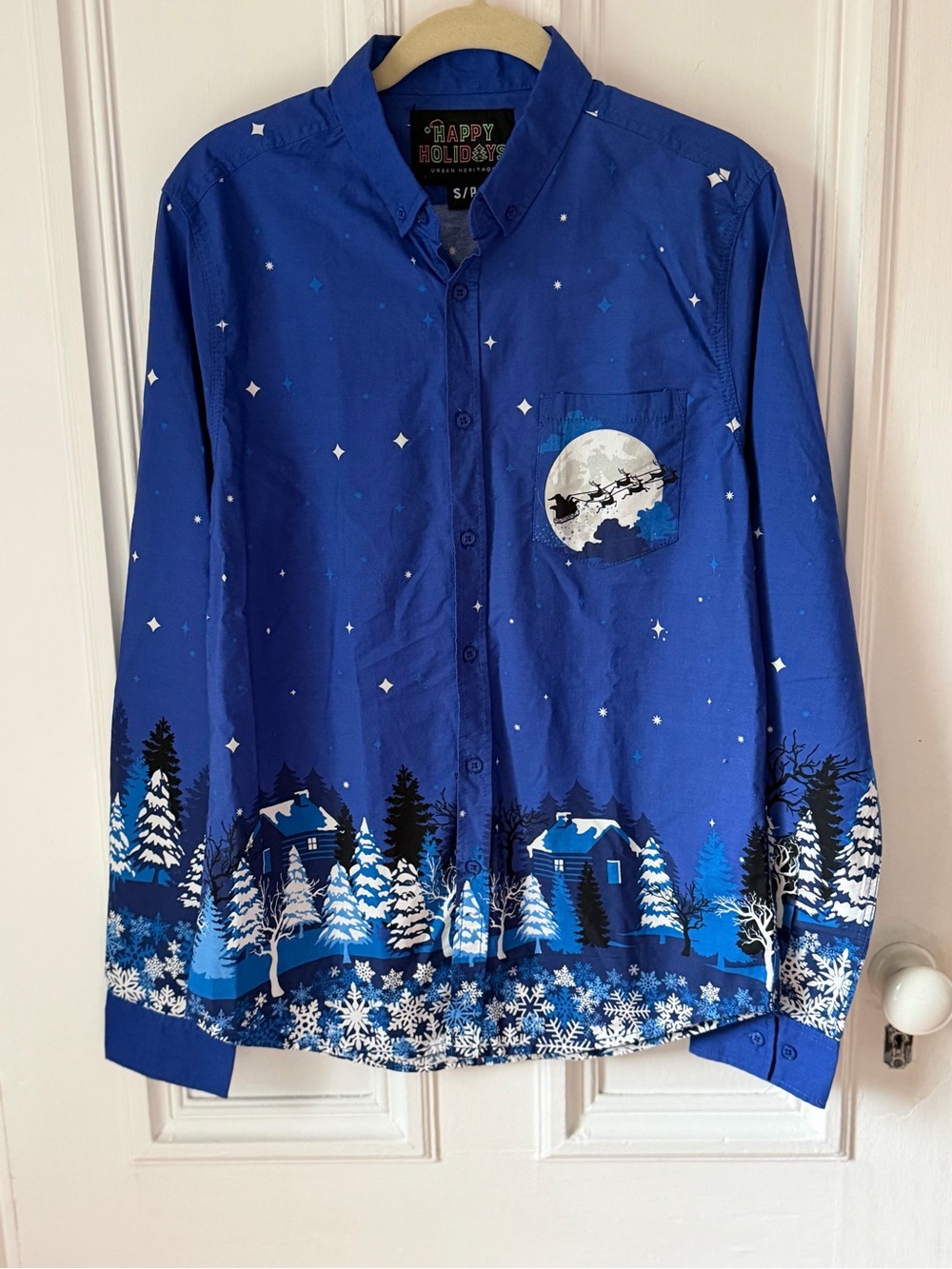Men’s Urban Heritage Happy Holidays NWT Button Front Christmas Shirt Size Small
